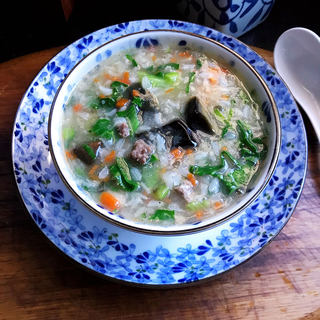 牛肉皮蛋粥