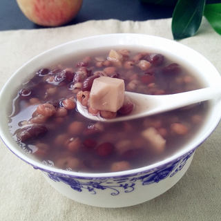 茯苓红豆薏米粥