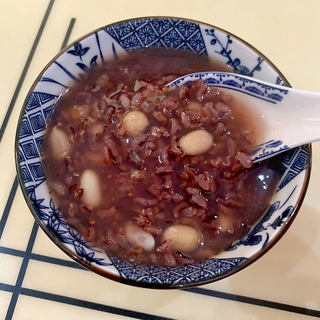 黑糯米花生粥