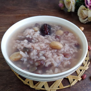 花生红豆红枣粥