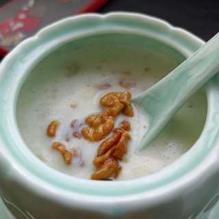 核桃牛奶燕麦粥
