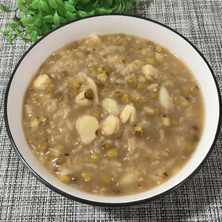 绿豆莲子粥