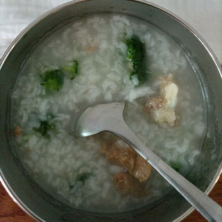 西兰花排骨粥