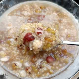双豆芡实小米粥