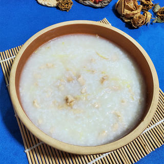 姜丝鸡粒粥