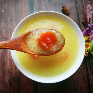 胡萝卜小米粥