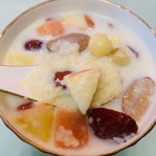 苹果红枣小米粥