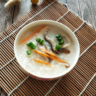 香菇鸡丝粥