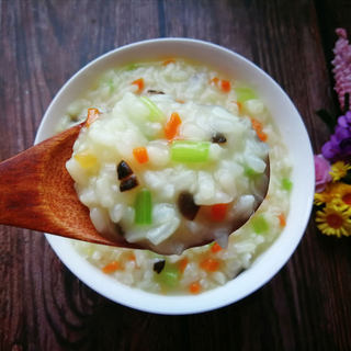 胡萝卜香菇芹菜粥
