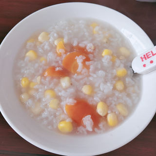 胡萝卜玉米粥