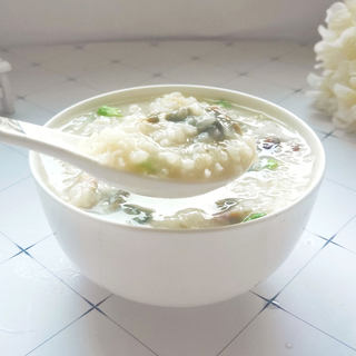 好喝不上火的早餐必备养生粥：10分钟就能搞定