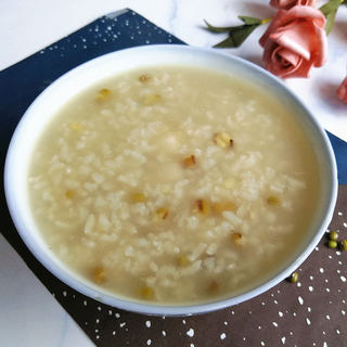绿豆莲子粥