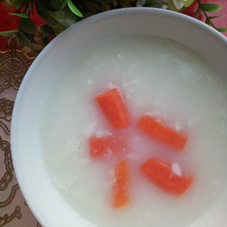 胡萝卜大米粥