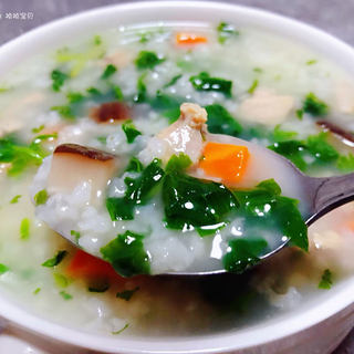 鸡腿香菇芹菜粥
