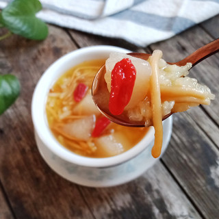 虫草花雪梨稀饭