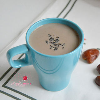核桃红枣黑芝麻豆浆