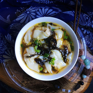 紫菜虾仁鲜肉馄饨