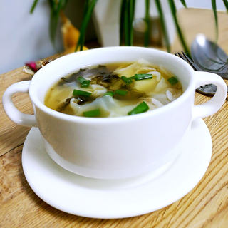 教你包芥菜虾米猪肉馄饨