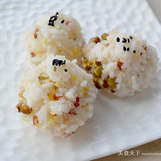 惊艳饭团—超级养身的杂粮饭