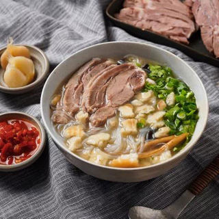 羊肉泡馍