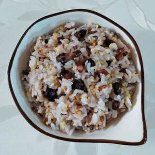 十二谷杂粮米饭