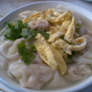 西葫芦海米大肉馄饨