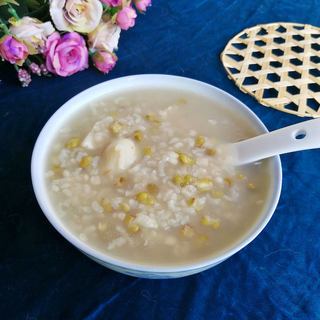 薏米绿豆百合粥