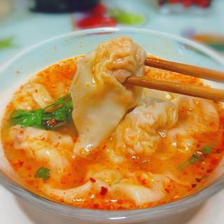 胡萝卜鲜肉馄饨