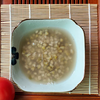 绿豆洋薏仁粥