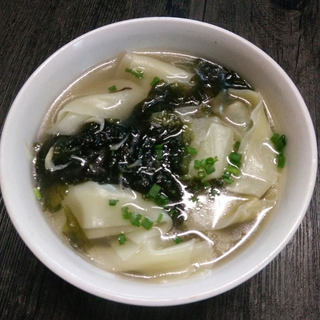 紫菜虾皮馄饨