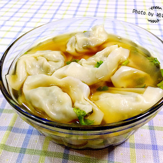 茼蒿鲜肉馄饨