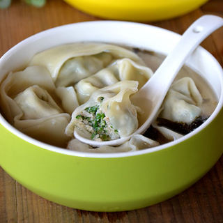 香菜豆瓣馄饨