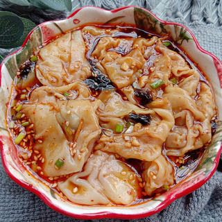 酸汤鲜肉馄饨