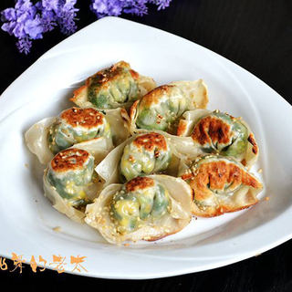 青菜鸡蛋煎馄饨