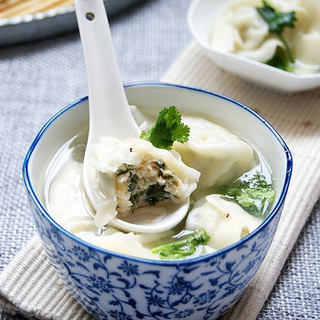 鲜美无比—鸡肉海带馄饨