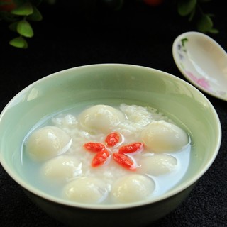 酒酿圆子