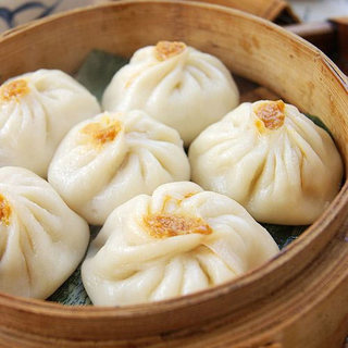 蟹黄小笼包