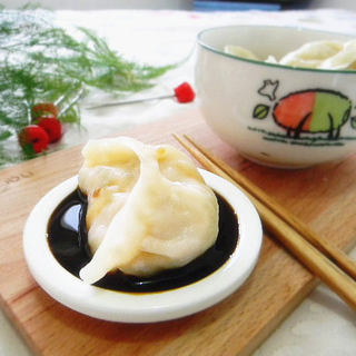 香菇肉馅蒸饺