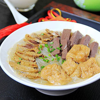 鸭血粉丝汤