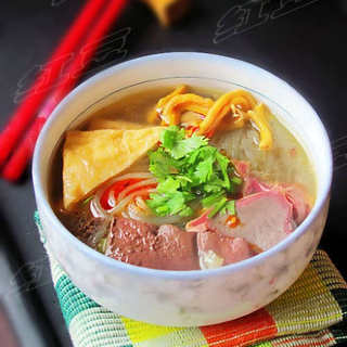 【苏菜】南京名吃---鸭血粉丝汤