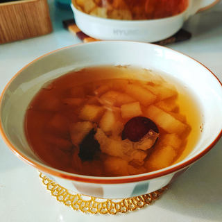 银耳雪梨百合汤