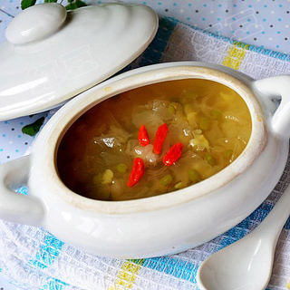 银耳绿豆汤