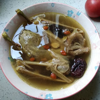 秋季滋补—清蒸野味参汤