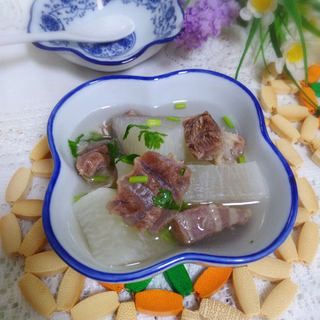 白萝卜牛肉汤