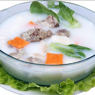 鲫鱼豆腐汤