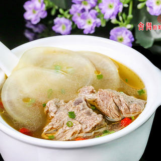 一碗【牛腩萝卜汤】余香绕齿三日