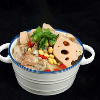 排骨黄豆莲藕汤