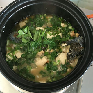 鲫鱼豆腐汤