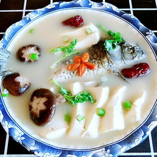 #御寒美食#鲫鱼豆腐汤