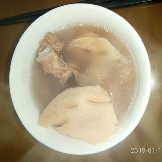 莲藕花生骨头汤